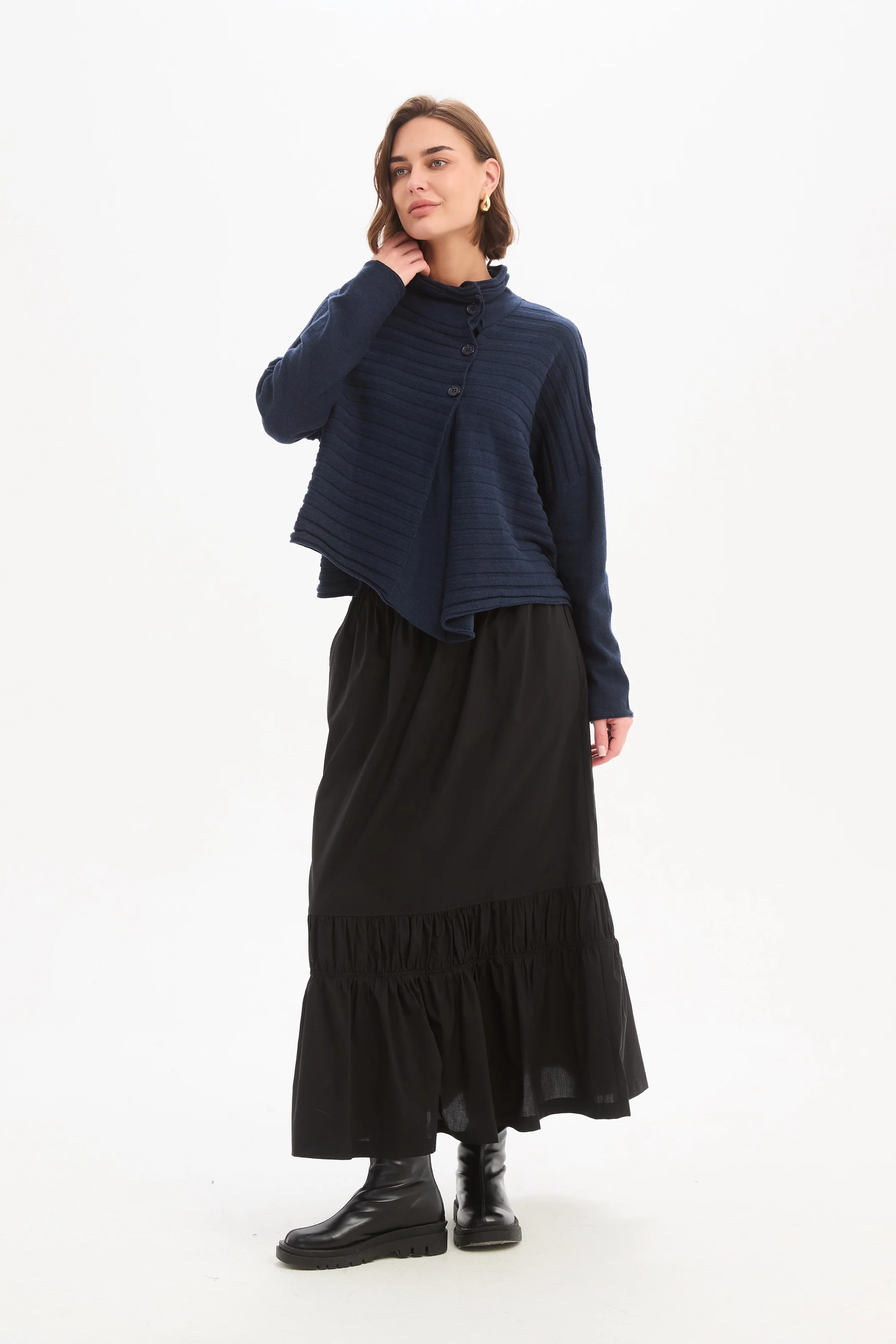 COWL NECK BUTTON KNIT - Image 10