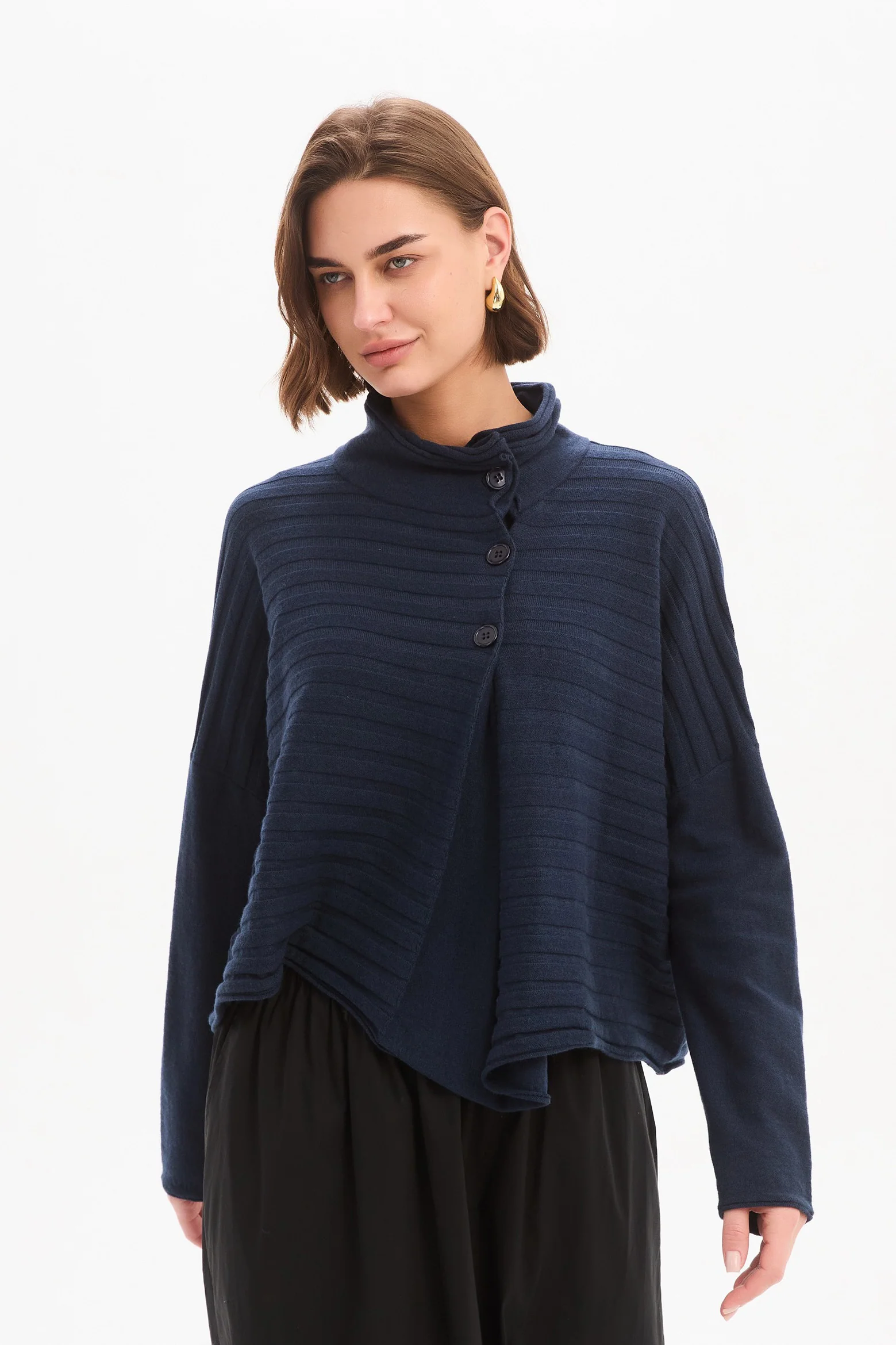 COWL NECK BUTTON KNIT - Image 8