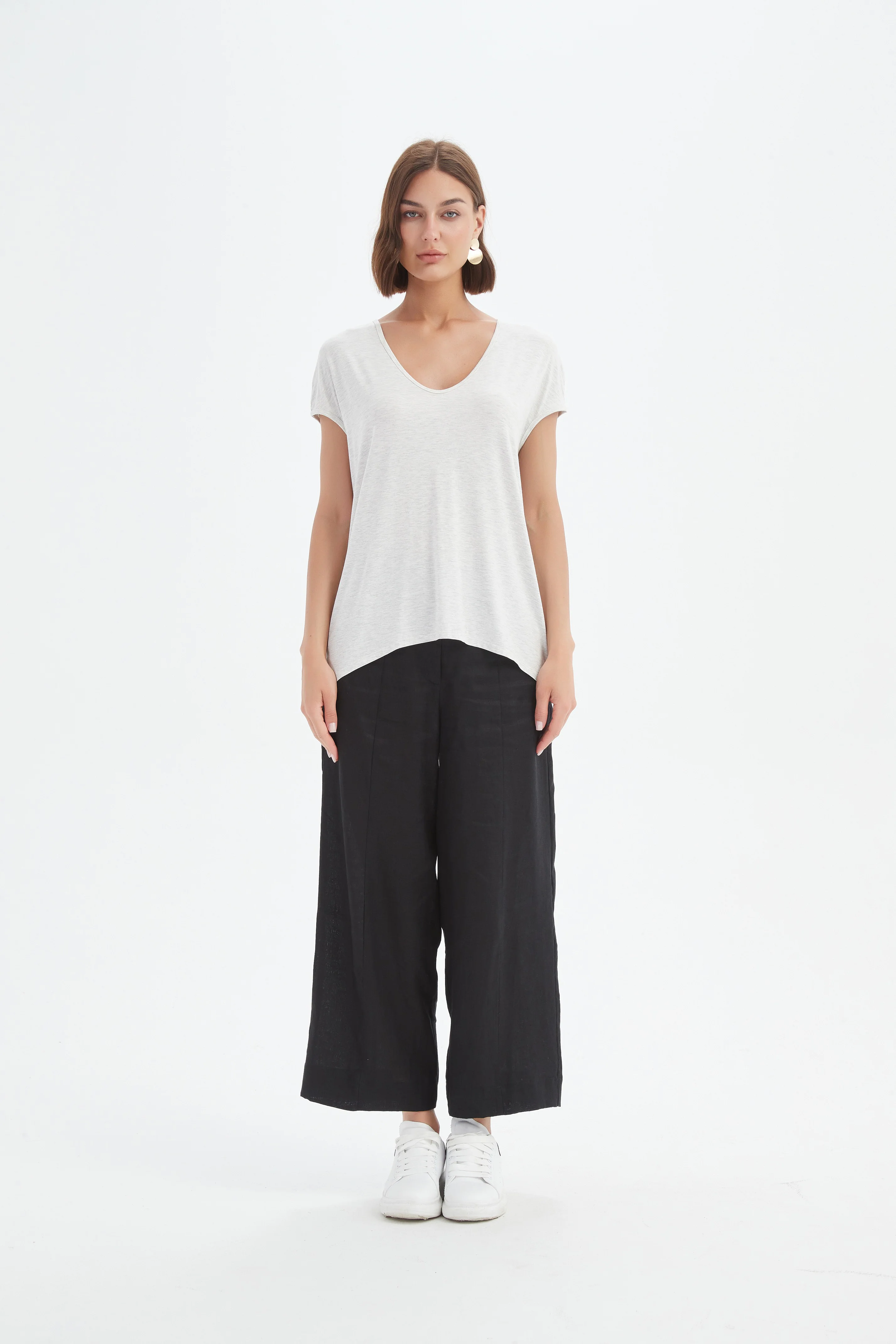 DEEP V CAP SLEEVE TEE - Image 14