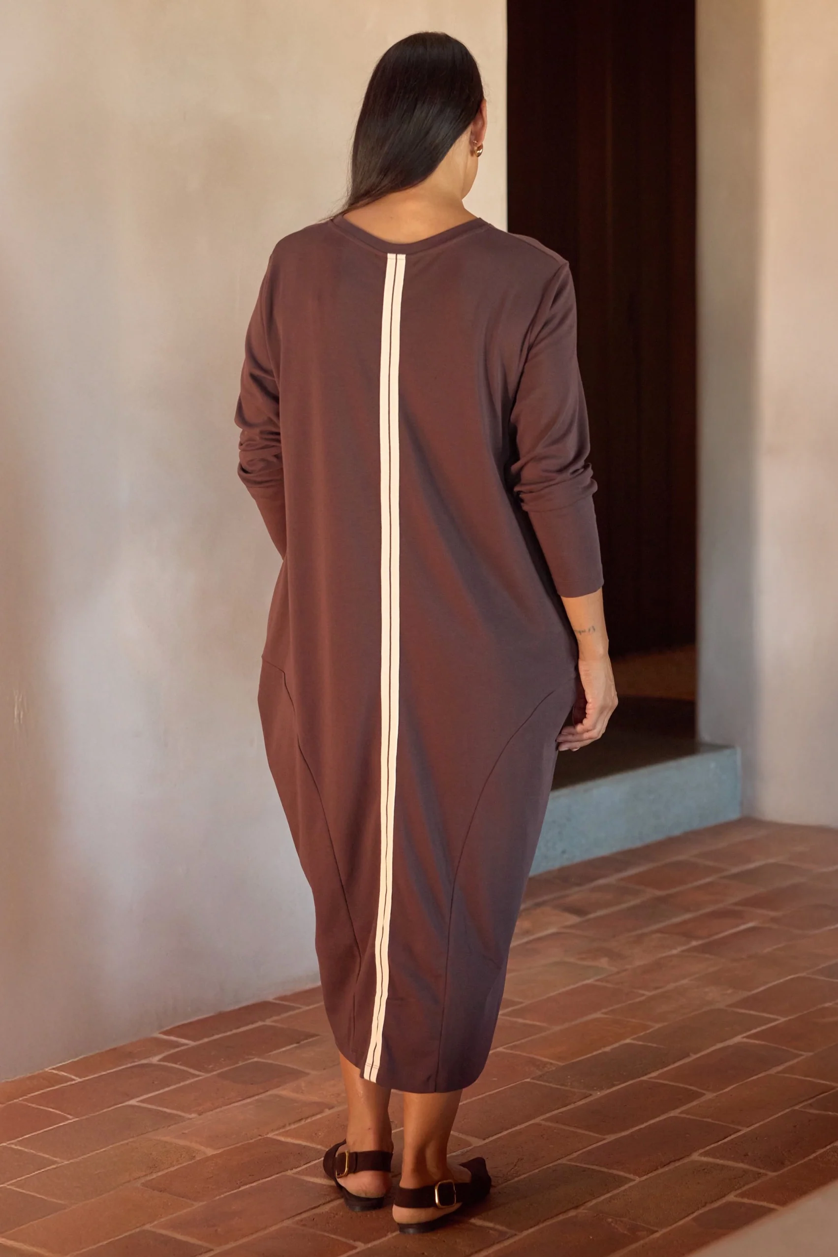STRIPE BACK OVOID DRESS