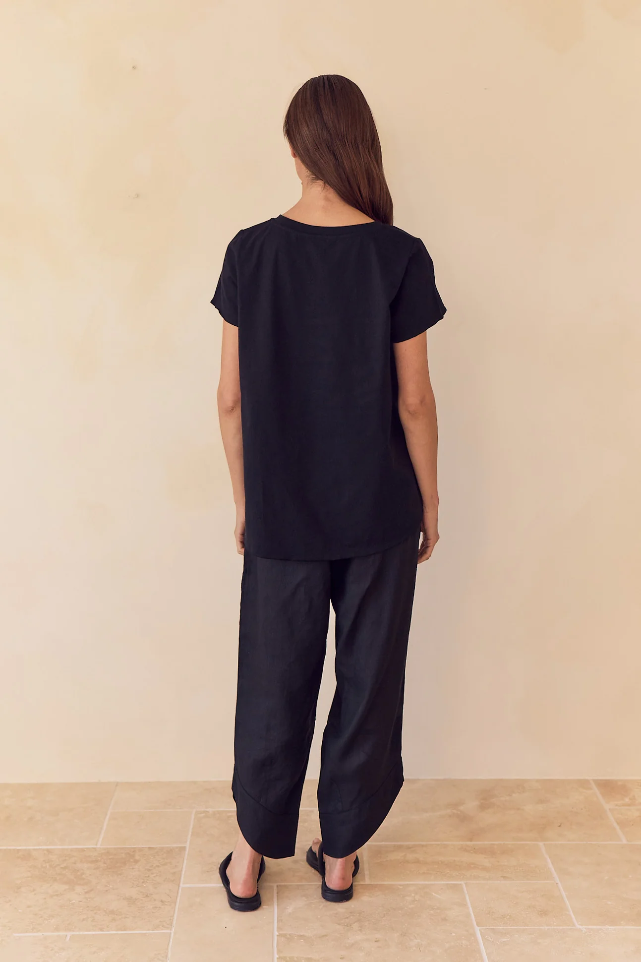 V NECK LINEN COMBI TOP - Image 10
