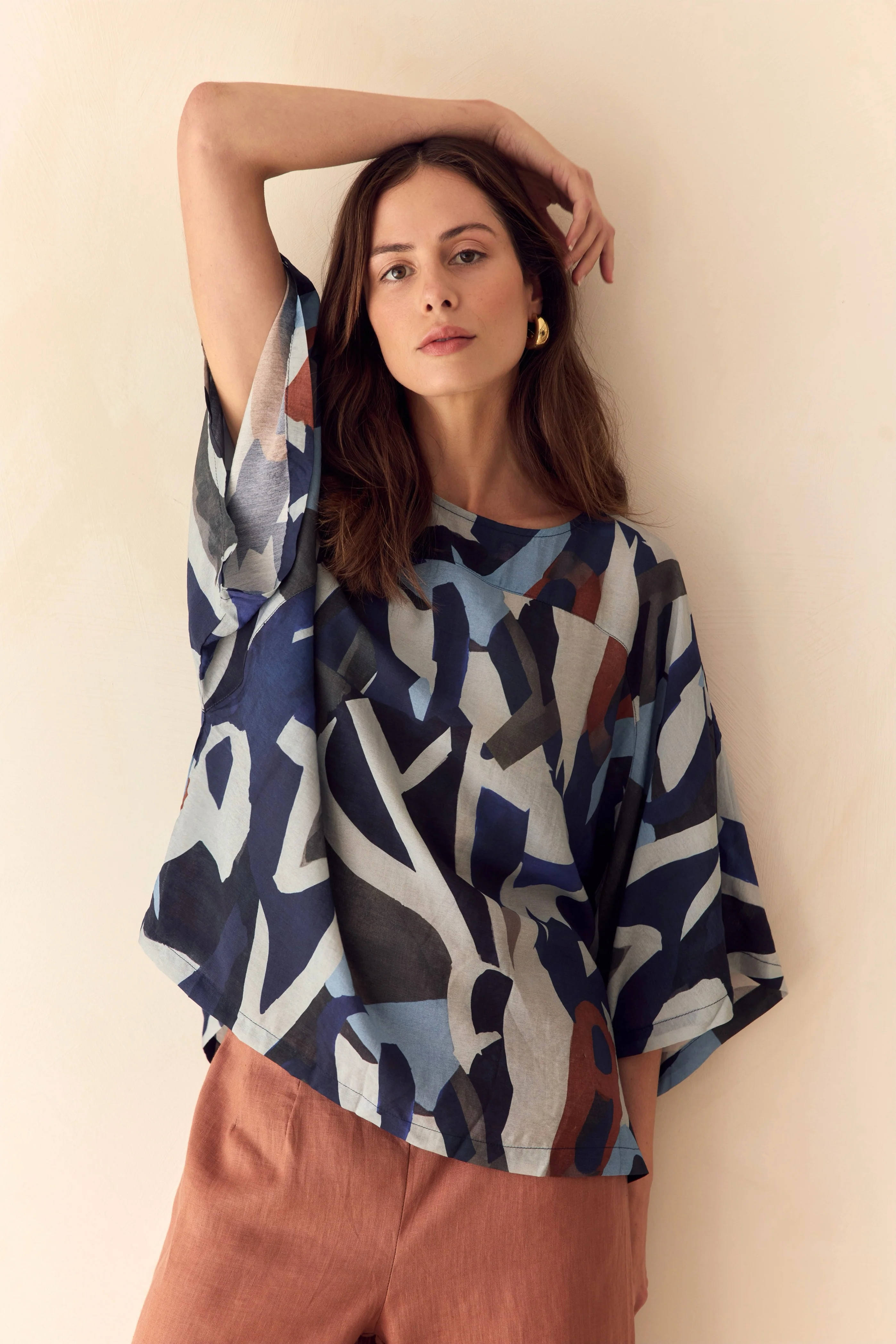 WIDE SLEEVE PRINT TOP
